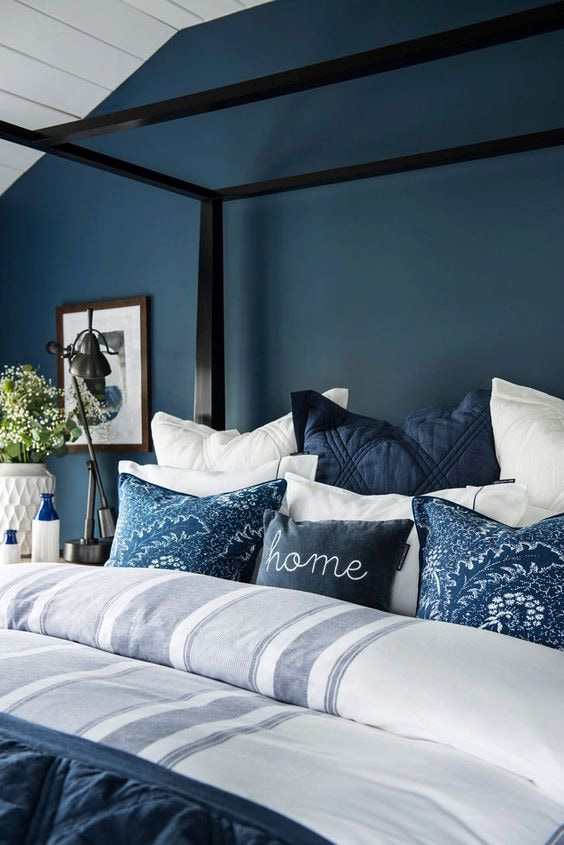 blauwe tinten luxe slaapkamer inspiratie